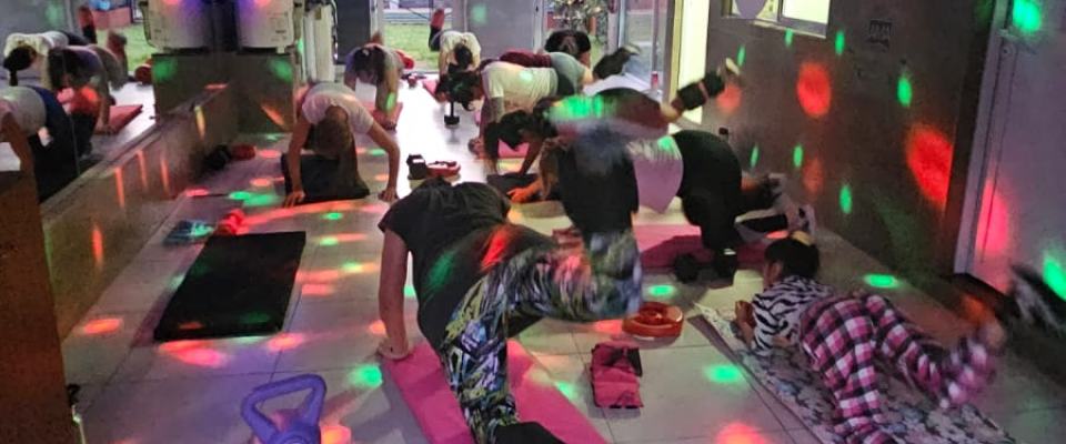 Clase de fitness combat + GAP